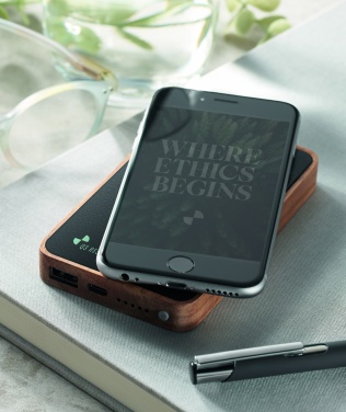 Logotrade Firmengeschenke das Foto: Powerbank mit Ladestation