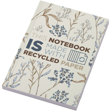 Logotrade Werbeartikel das Foto: Novella Austen A6 Softcover Notizbuch aus Recyclingmaterial – 100 Blatt