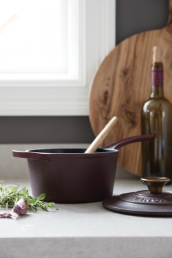 Logo trade advertising products image of: VINGA Monte enamelled cast iron pot 1,9L