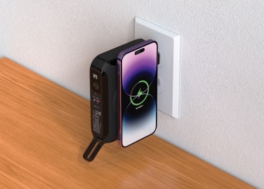 Logotrade promotional giveaway image of: Urban Vitamin Oxnard 5 in 1 65W universal charger