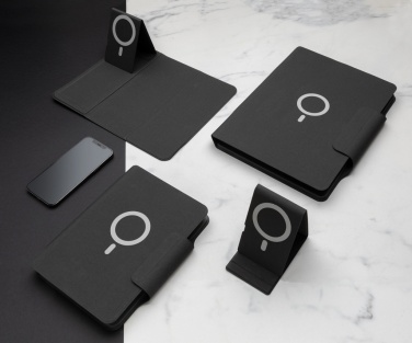 Logotrade corporate gift image of: Artic Magnetic 10W wireless charging phone stand