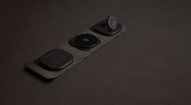 Logo trade business gift photo of: Swiss Peak RCS rplastic 3-in-1 wireless 15W travel charger