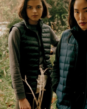 Logo trade promotional item photo of: Iqoniq Meru women recycled polyester bodywarmer