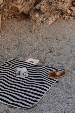 Logo trade corporate gifts picture of: VINGA Alba GRS RPET picnic blanket small