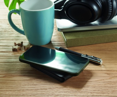 Logo trade promotional giveaway photo of: Foldable magnetic charger 15W