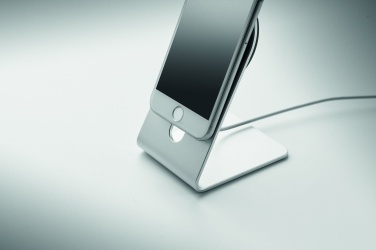 Logotrade corporate gift image of: Portable magnetic charger 15W