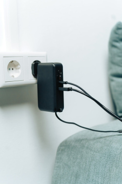 Logotrade corporate gifts photo of: Urban Vitamin Eureka hybrid GANcharger 10000mah powerbank65W