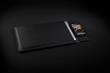 Logotrade promotional product picture of: Swiss Peak 15W magnetic charging laptop sleeve 14-15,6"