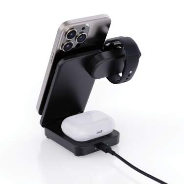 Logotrade corporate gifts photo of: Urban Vitamin Arcadia RCS rplastic 15W 3in1 magnetic charger