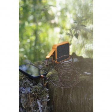 Logo trade meene pilt: Xtorm XR201 Xtreme 10 000 mAh 20 W QC3.0 veekindel vastupidav akupank koos taskulambiga