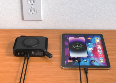 Logotrade reklaamkingi foto: Urban Vitamin Oxnard 5 in 1 65W universaalne laadija