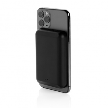 Logo trade reklaamkingituse pilt: Magnetiline 5000 mAh 5W juhtmevaba akupank