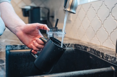 Logotrade ärikingid pilt: Cube RCS sertifikaadiga taaskasutatud terasest kruus 800ml