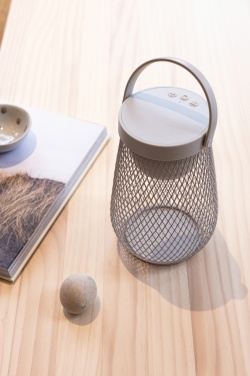 Logo trade reklaamkingid foto: Aurora RCS taaskasutatud plastikust USB taaslaetav laualamp