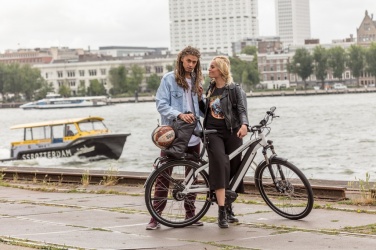 Logotrade firmakingitused pilt: Urban Lite vargusvastane seljakott