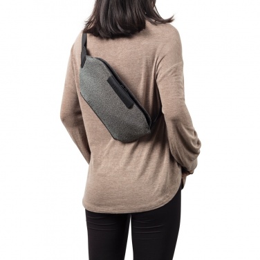 Logo trade firmakingituse pilt: Õlakott Urban Bumbag