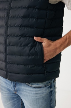 Logotrade firmakingi foto: Iqoniq Meru meeste taaskasutatud polüestrist kehasoojendaja vest