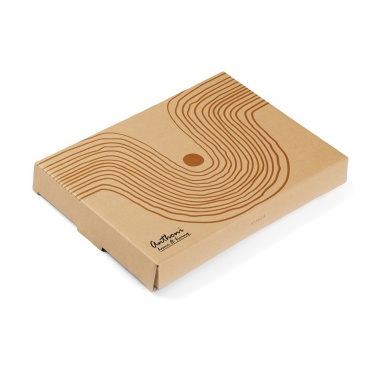 Logotrade meene foto: VINGA Nuvem kivist serveerimistaldrik