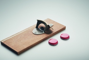 Logotrade reklaamtoote foto: Seinale kinnitatav pudeliavaja