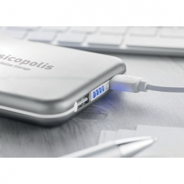 Logotrade meene foto: 4000 mAH päikesepatareiga akupank