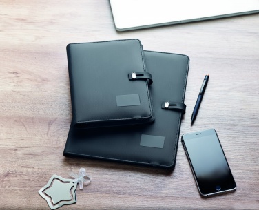 Logotrade meene foto: A4 mapp koos juhtmevaba laadijaga 5W