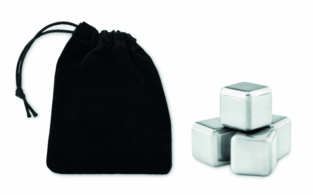 Logo trade meened foto: Komplektis 4 SS-jääkuubikut kotis