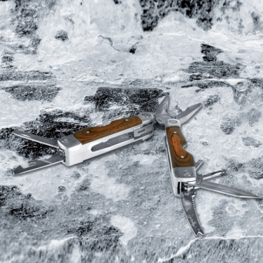 Logotrade ärikingi foto: Multifunktsionaalsed tööriistad LA LIBERTAD