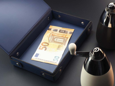 Logo trade firmakingitused foto: Arve karp 1661243