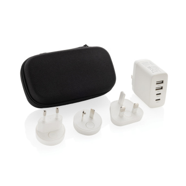 Logotrade reklaamkingituse foto: TravelCharge Pro RCS plastikust reisilaadija USB C-ga