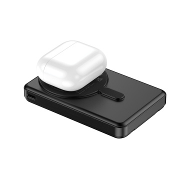 Logotrade ärikingi foto: Urban Vitamin Delano 5in1 10 000mah 20WPD magnetiline akupank