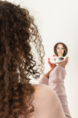 Logotrade firmakingitused pilt: Lumora LED laetav meigipeegel