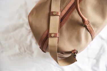 Logo trade mainostuotet tuotekuva: VINGA Sloane viikonloppulaukku RCS-kierrätyspolyesteriä