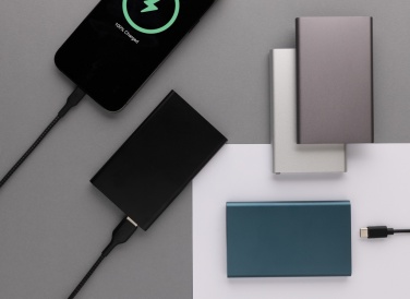 Logo trade liikelahja mainoslahja tuotekuva: 4000mAh virtapankki USB-C:llä RCS muovista/alumiinista