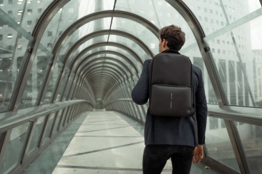 Logotrade mainoslahjat kuva: Reppu XD Design Flex -sporttikassi