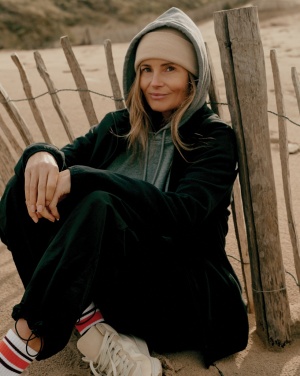 Logotrade mainostuotet kuva: Iqoniq Torres värjäämätön huppari kierrätetystä puuvillasta