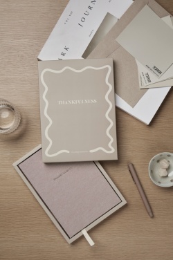 Logotrade mainoslahjat kuva: VINGA Thankfulness -päiväkirja GRS-sertifioitua paperia