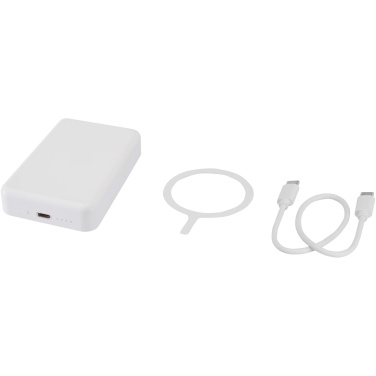 Logotrade mainostuote tuotekuva: Acrab 10 000 mAh:n ja 15 W:n magneettinen langaton varavirtalähde, jossa 20 W:n PD – valmistettu kierrätetystä muovista