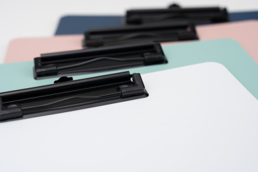 Logo trade liikelahja kuva: Kirjoitusalusta klipsillä