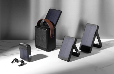 Logotrade korporatīvās dāvanas foto: Skywave RCS pārstrādāta plastmasas saules baterija 10000 mAh