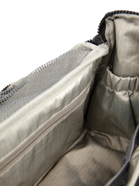 Logotrade Ideja dāvanas foto: VINGA Baltimore ceļojumu tualetes soma