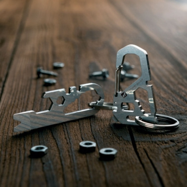 Logotrade Ideja dāvanas foto: Daudzfunkcionāls atslēgu piekariņš ANTISANA Schwarzwolf