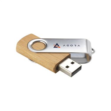 Logotrade korporatīvās dāvanas foto: USB Twist Bamboo 32 GB