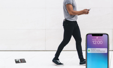 Лого трейд pекламные cувениры фото: Держатель паспорта Trackmate RCS rpolyester, находящийся по всему миру