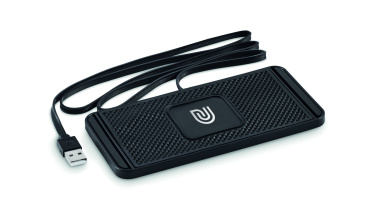 Логотрейд pекламные подарки картинка: Pad car wireless charger 15W