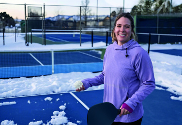 Лого трейд pекламные cувениры фото: Pickle ball paddle set