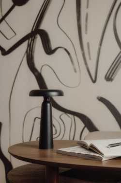 Лого трейд бизнес-подарки фото: Настольная лампа VINGA Avery RCS