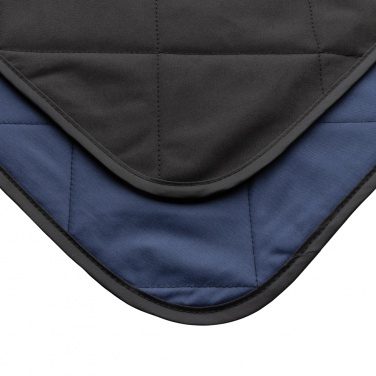 Logotrade profilprodukter bild: Impact Aware™ RPET hopvikbar quiltad picknickfilt